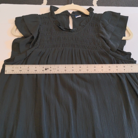 Old Navy Flowy Swing Top Smocked Flutter Sleeve gray - Picture 3 of 7